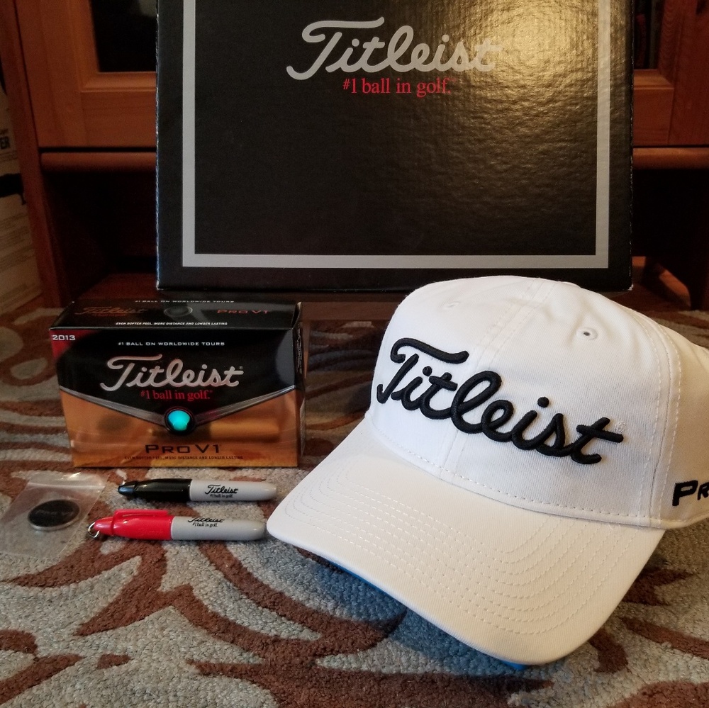 Titleist Pro V1 Promo Box Set